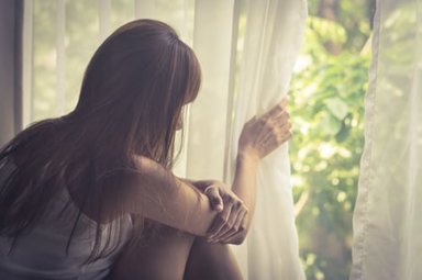 young woman in need of social anxiety disorder treatment